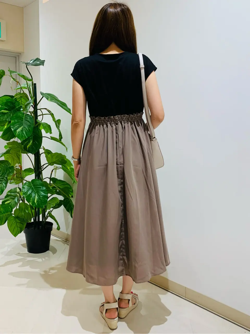 ANY SIS 石川 コーディネート画像