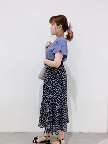 ANY SIS 川根　彩 コーディネート画像