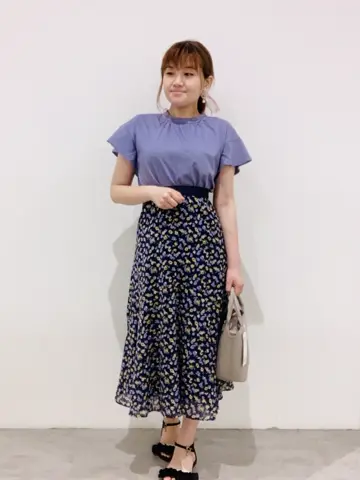 ANY SIS 川根　彩 コーディネート画像