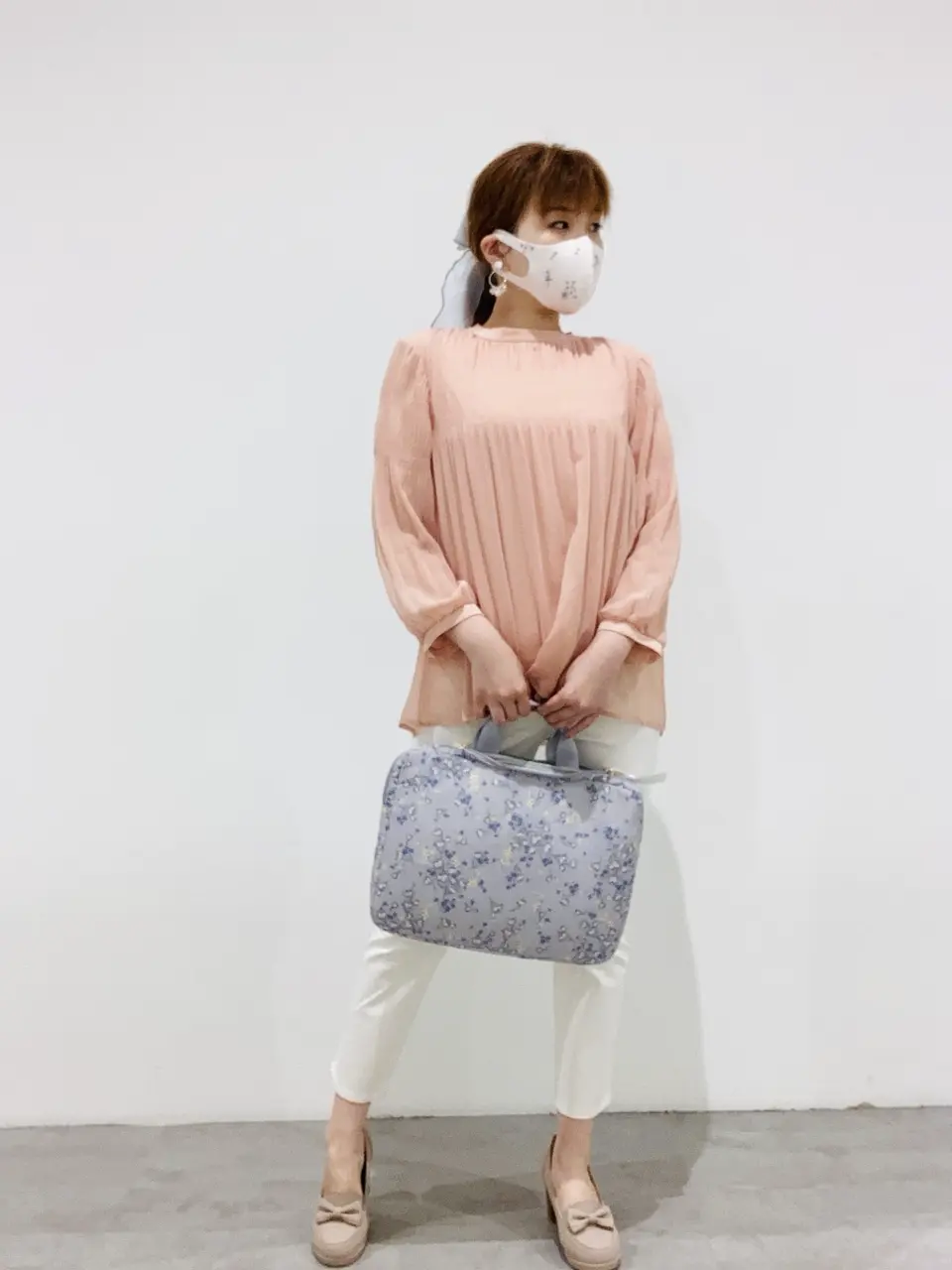 ANY SIS 川根　彩 コーディネート画像