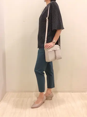 ANY SIS 藤森 コーディネート画像