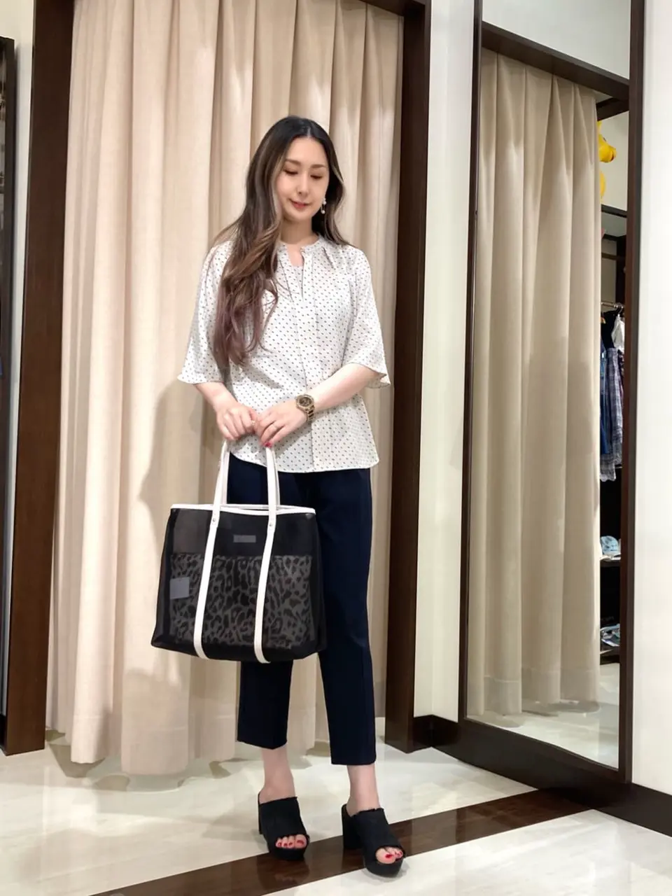 ANY SIS STAFF コーディネート画像