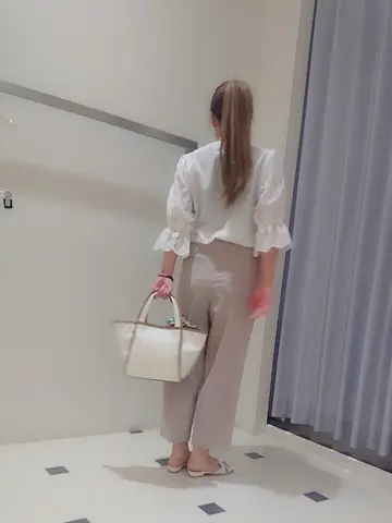 ANY SIS 加藤 コーディネート画像