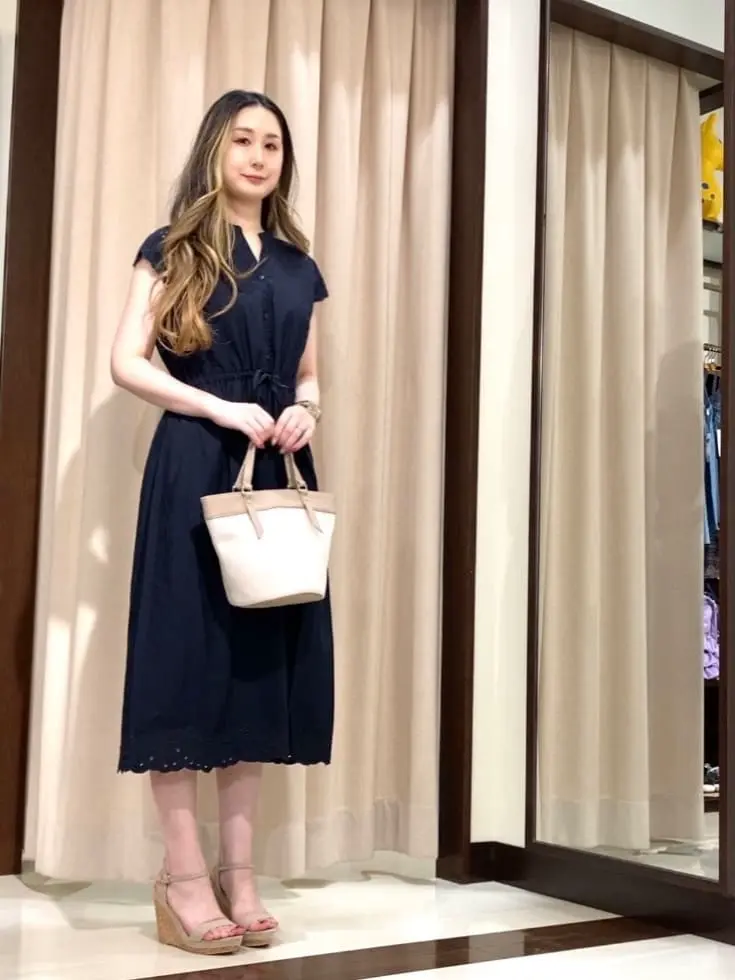 ANY SIS STAFF コーディネート画像