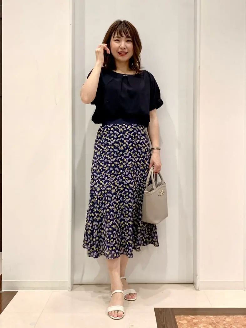 ANY SIS 横田 コーディネート画像