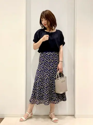 ANY SIS 横田 コーディネート画像