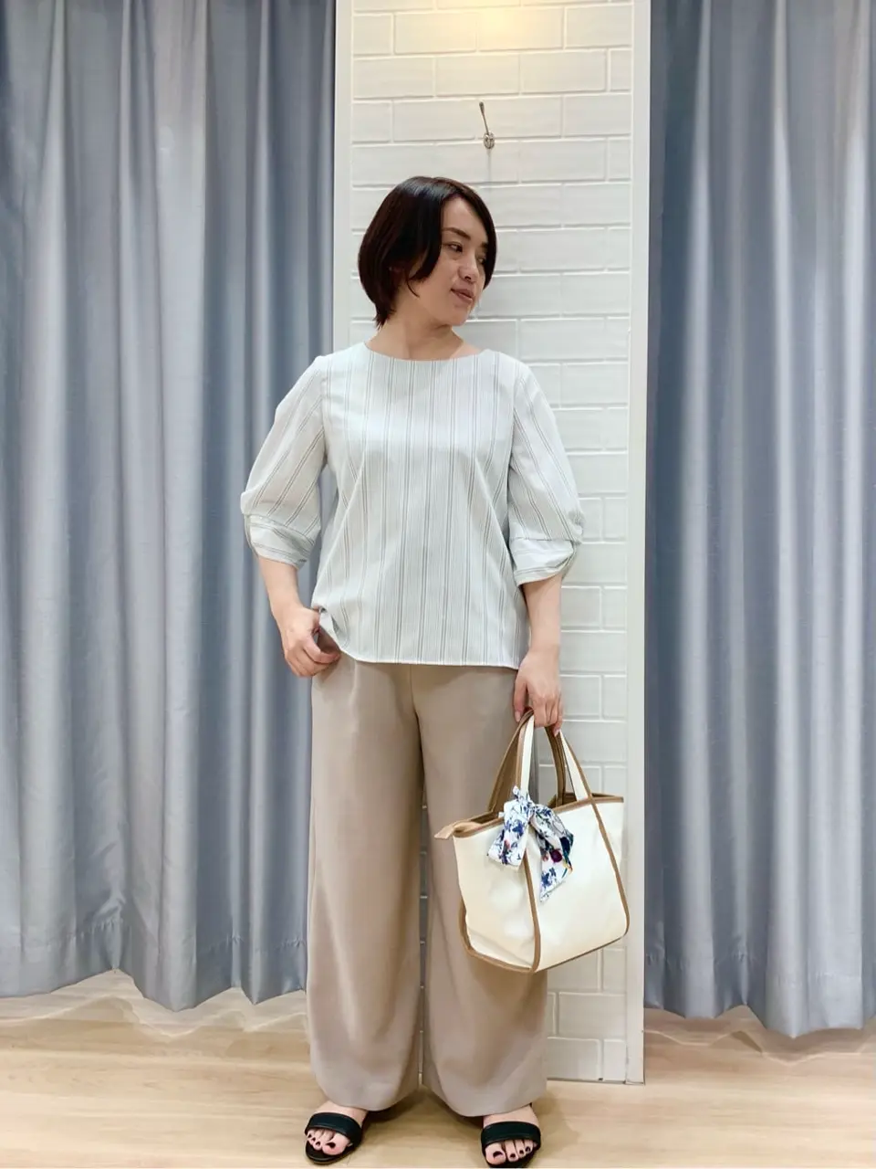 ANY SIS 丸岡 コーディネート画像