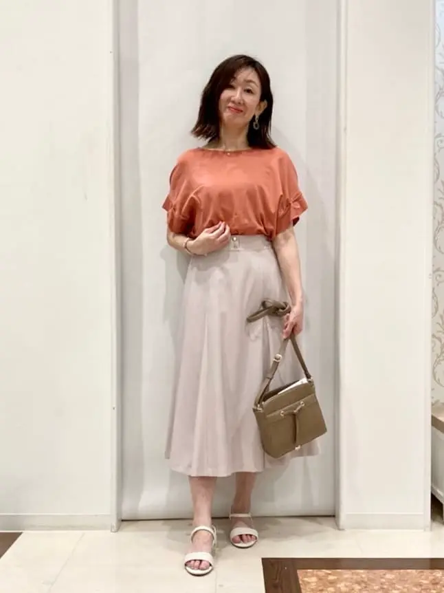 ANY SIS スタッフ コーディネート画像