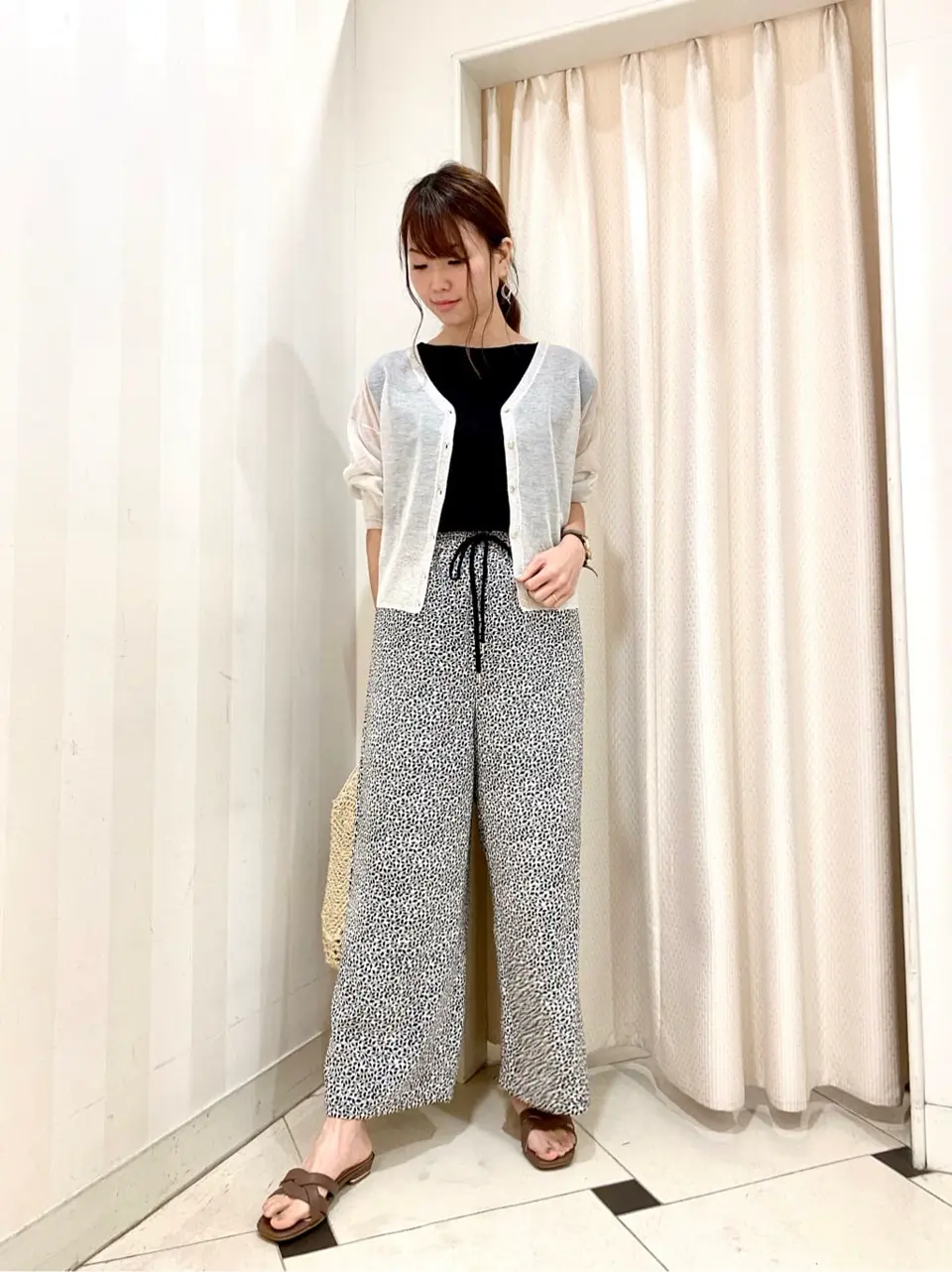 ANY SIS 金井 コーディネート画像