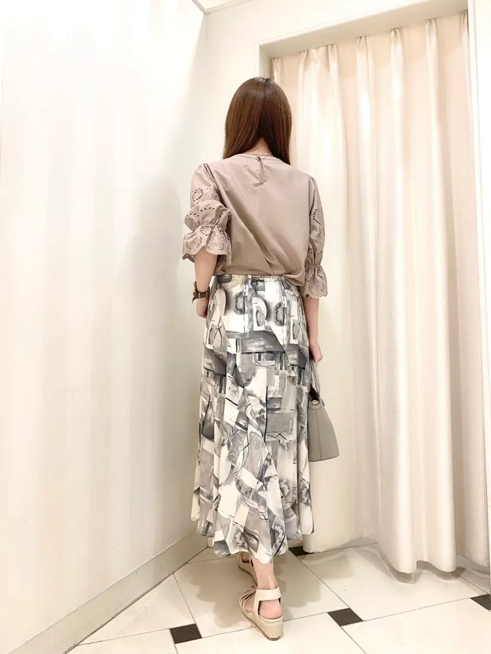 ANY SIS 金井 コーディネート画像