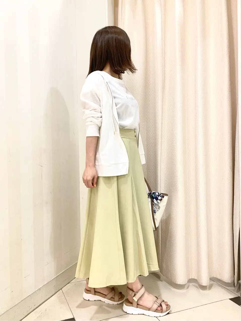 ANY SIS 横尾 コーディネート画像