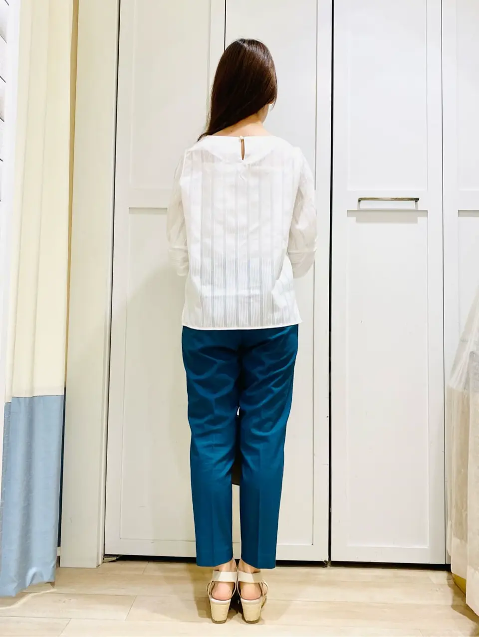 ANY SIS スタッフ コーディネート画像