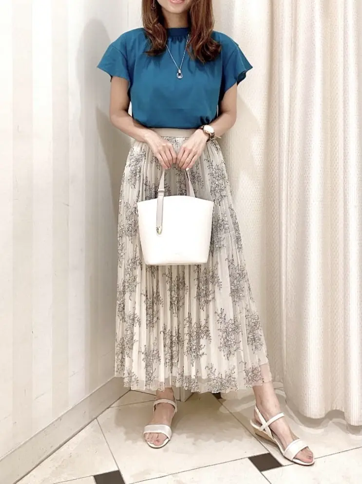 ANY SIS 金井 コーディネート画像