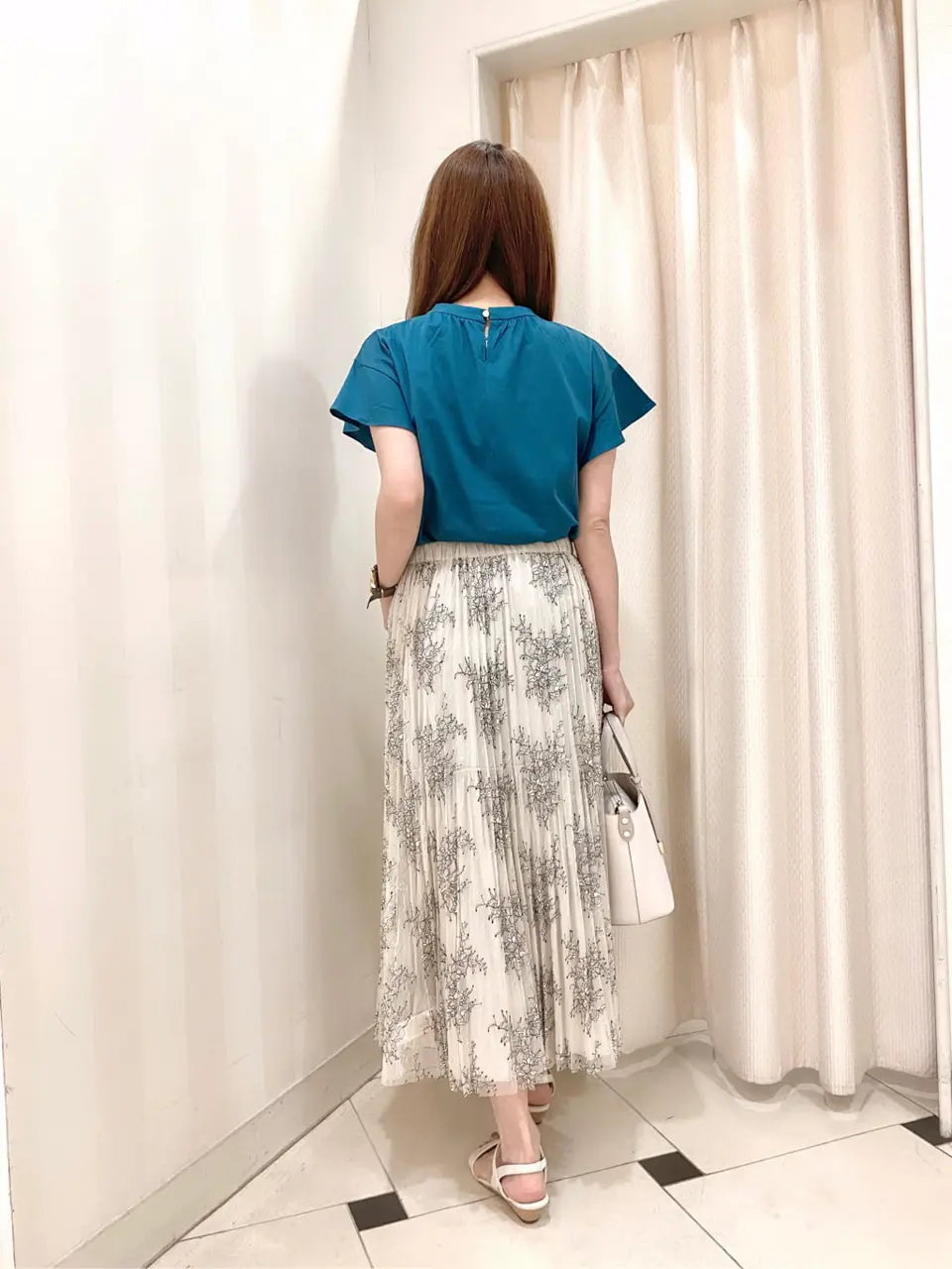 ANY SIS 金井 コーディネート画像