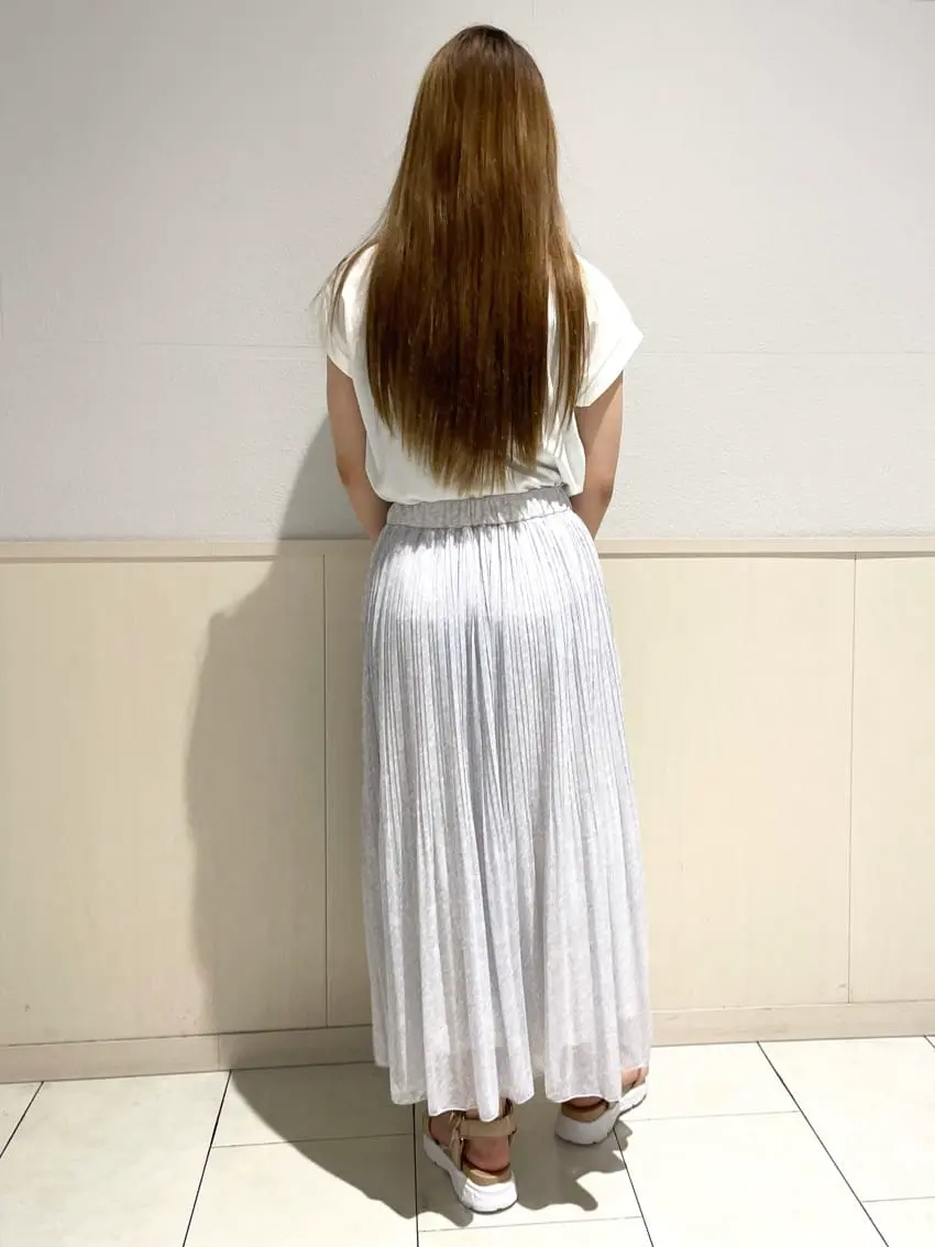 ANY SIS 土居 コーディネート画像