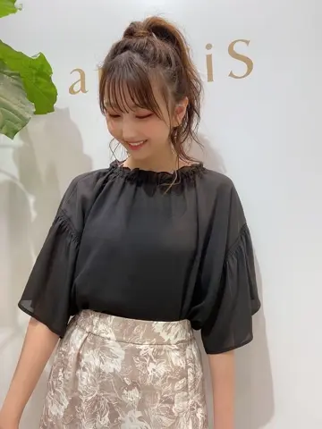 ANY SIS スタッフ コーディネート画像