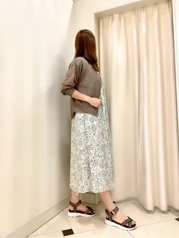 ANY SIS 金井 コーディネート画像