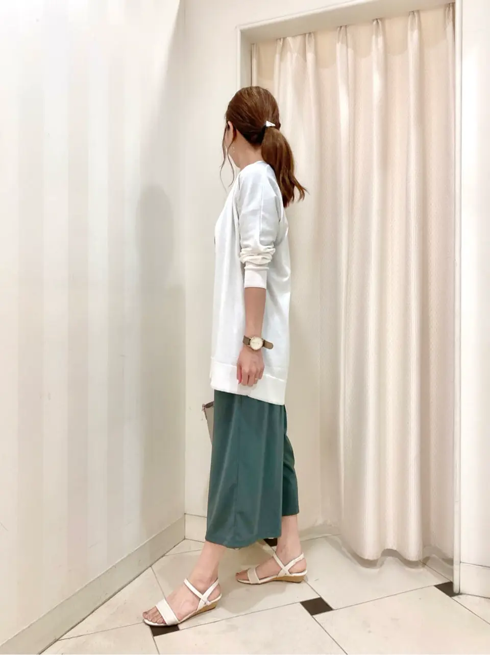 ANY SIS 金井 コーディネート画像