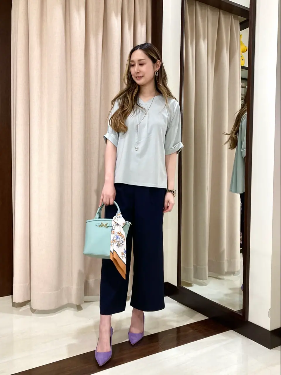 ANY SIS STAFF コーディネート画像