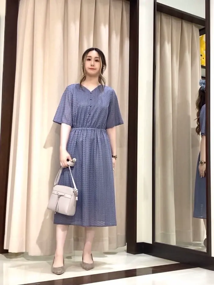 ANY SIS STAFF コーディネート画像