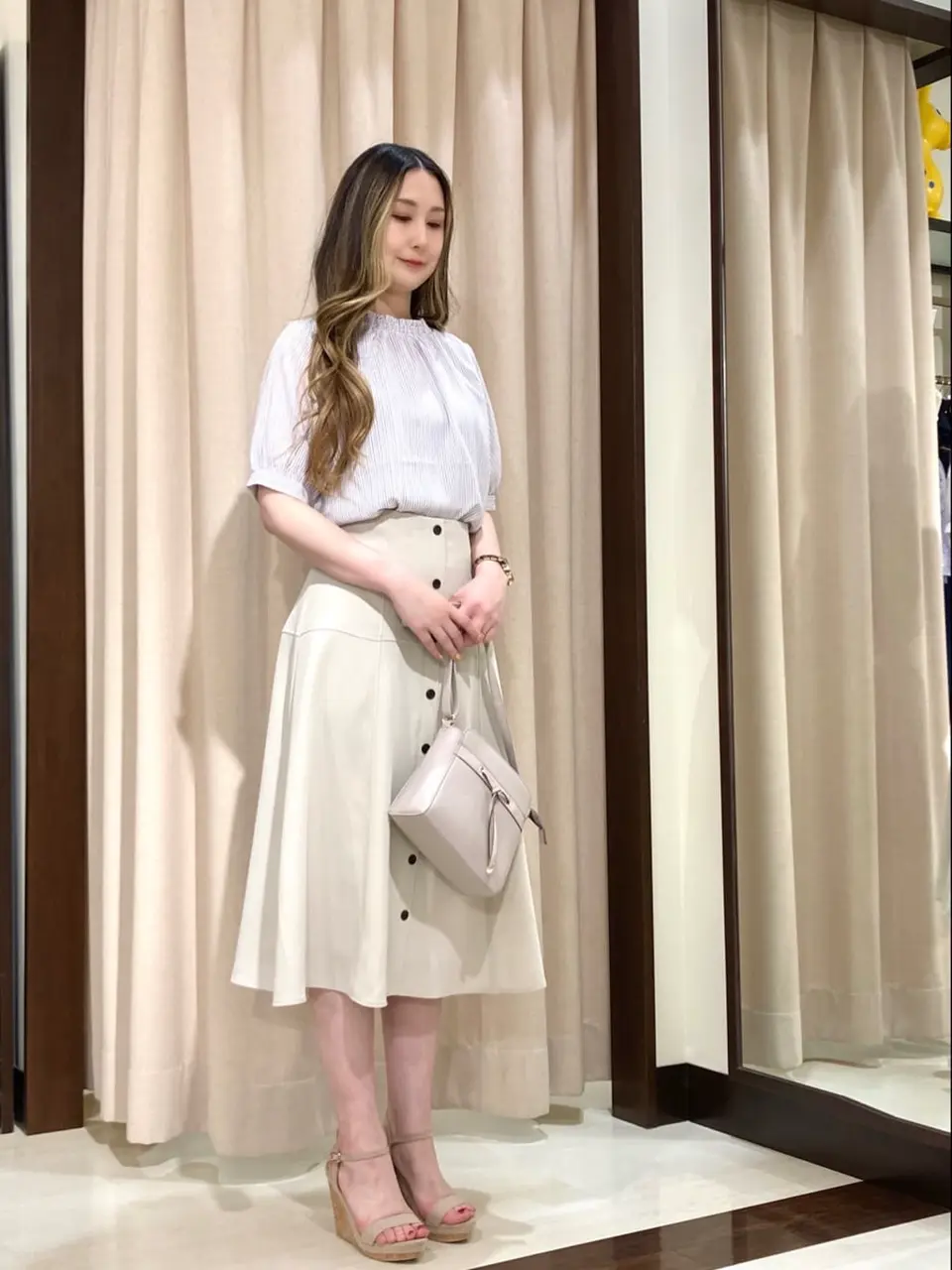 ANY SIS STAFF コーディネート画像