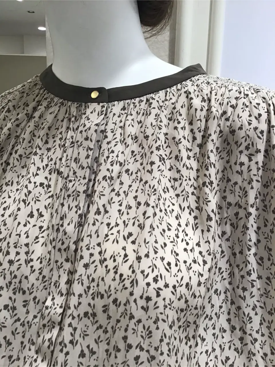 ANY SIS 島崎 コーディネート画像