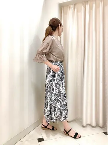 ANY SIS 金井 コーディネート画像