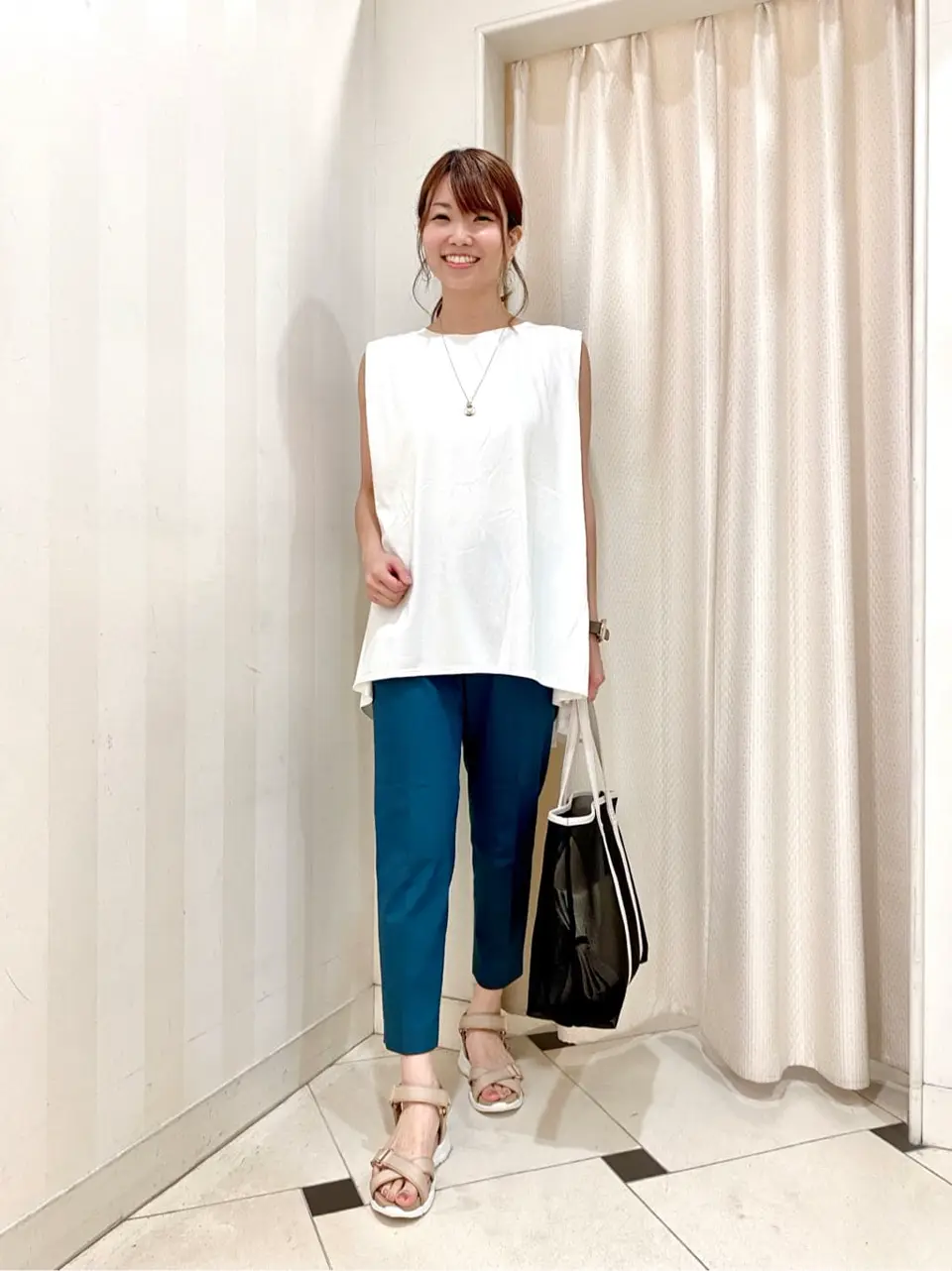 ANY SIS 金井 コーディネート画像