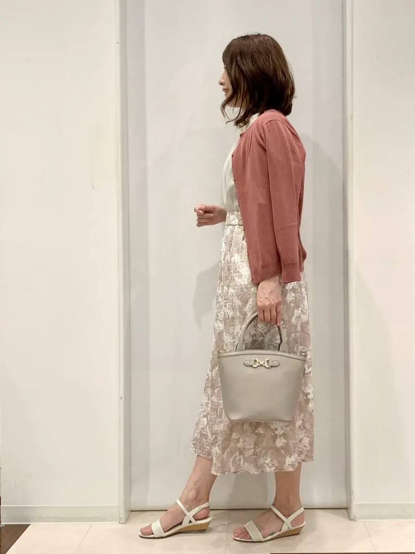 ANY SIS 横田 コーディネート画像