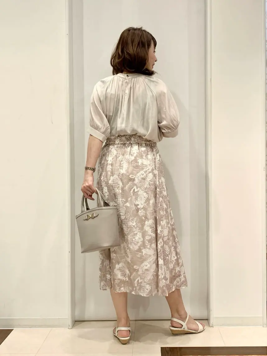 ANY SIS 横田 コーディネート画像