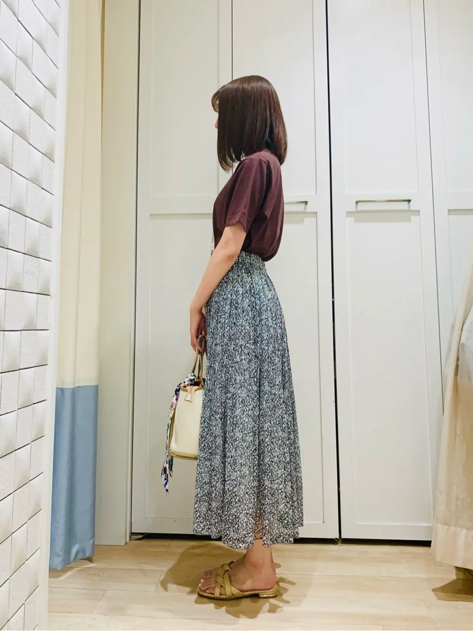 ANY SIS スタッフ コーディネート画像