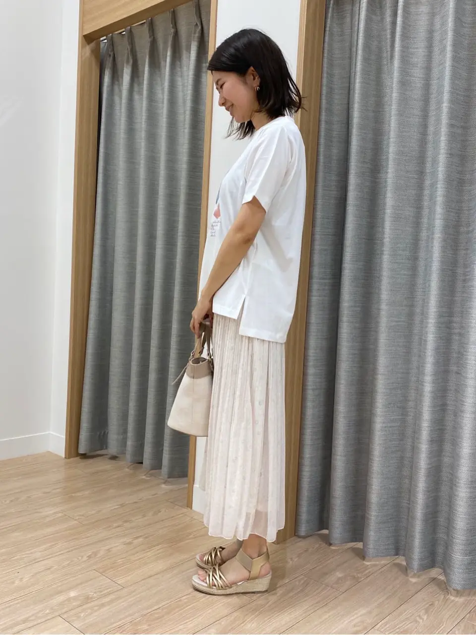 ANY SIS 斉藤 コーディネート画像