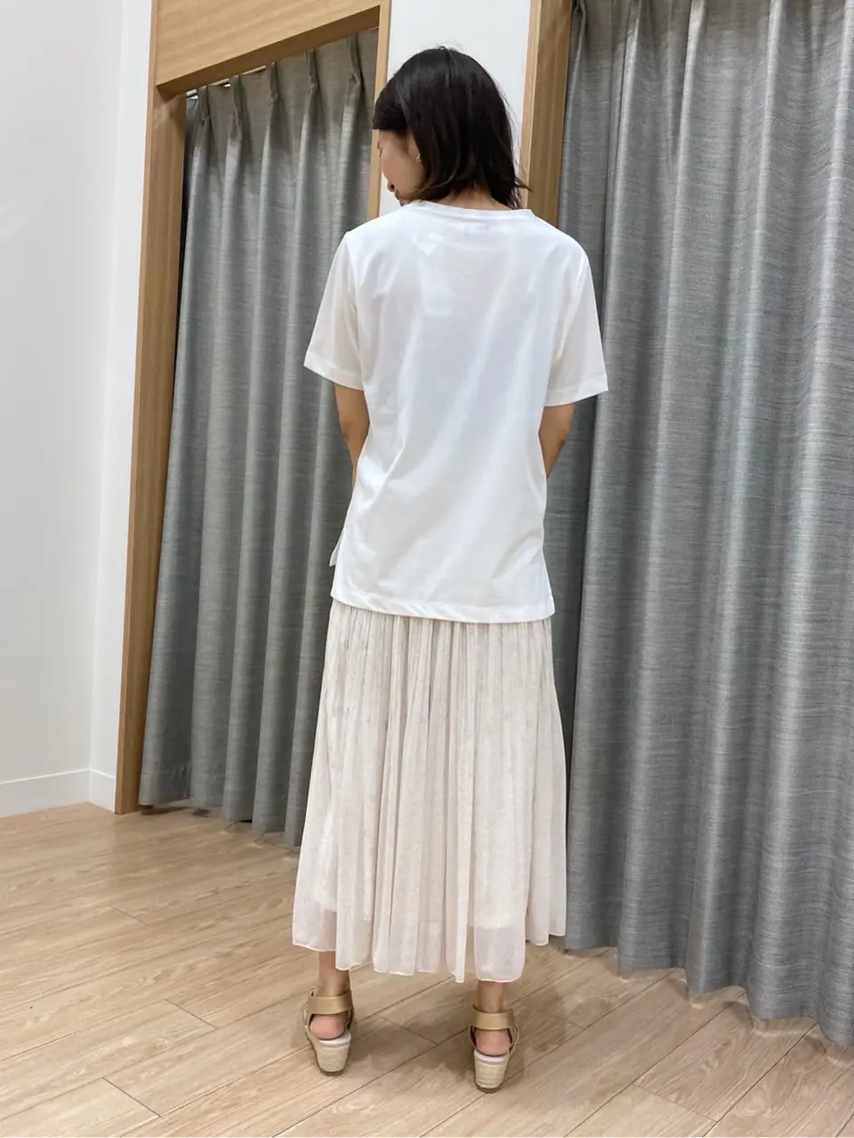 ANY SIS 斉藤 コーディネート画像