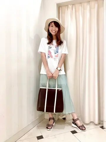 ANY SIS 金井 コーディネート画像