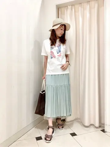 ANY SIS 金井 コーディネート画像