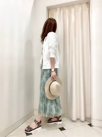 ANY SIS 金井 コーディネート画像