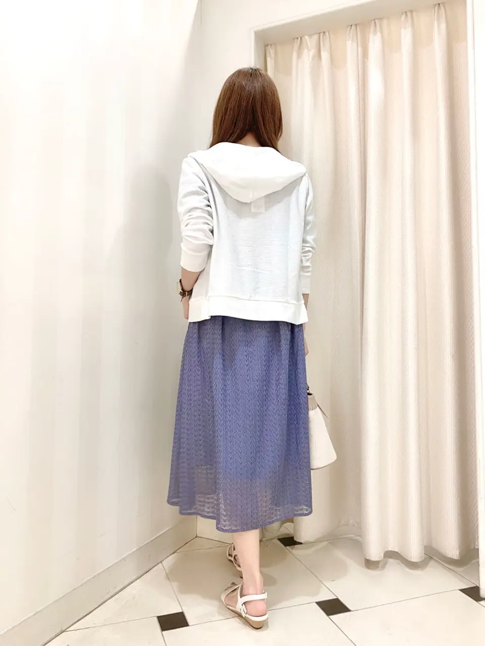 ANY SIS 金井 コーディネート画像