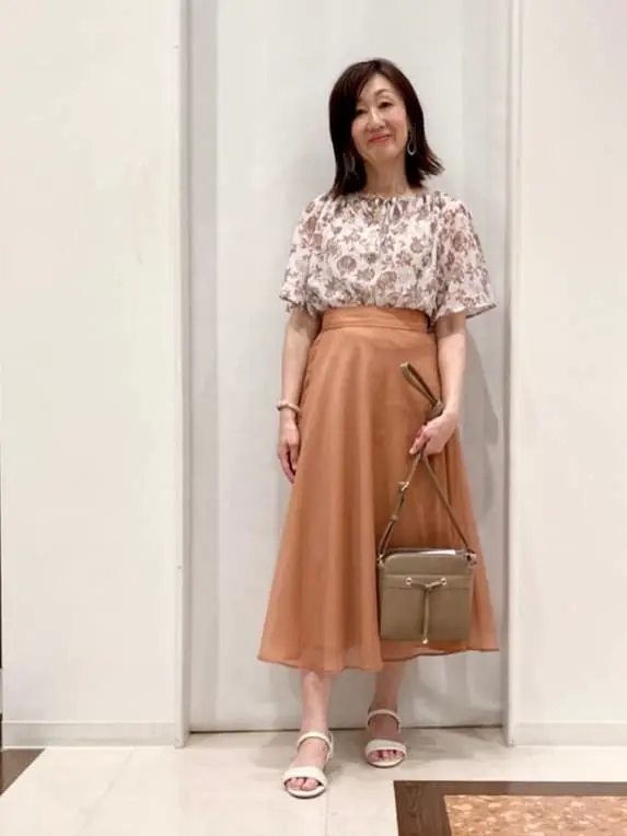 ANY SIS スタッフ コーディネート画像