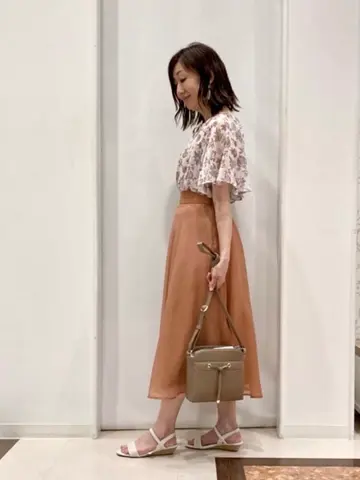 ANY SIS スタッフ コーディネート画像