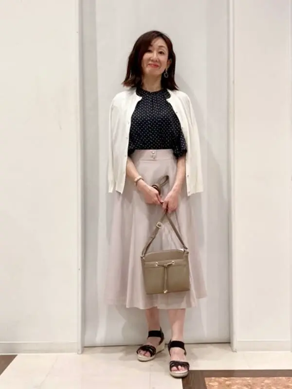 ANY SIS スタッフ コーディネート画像