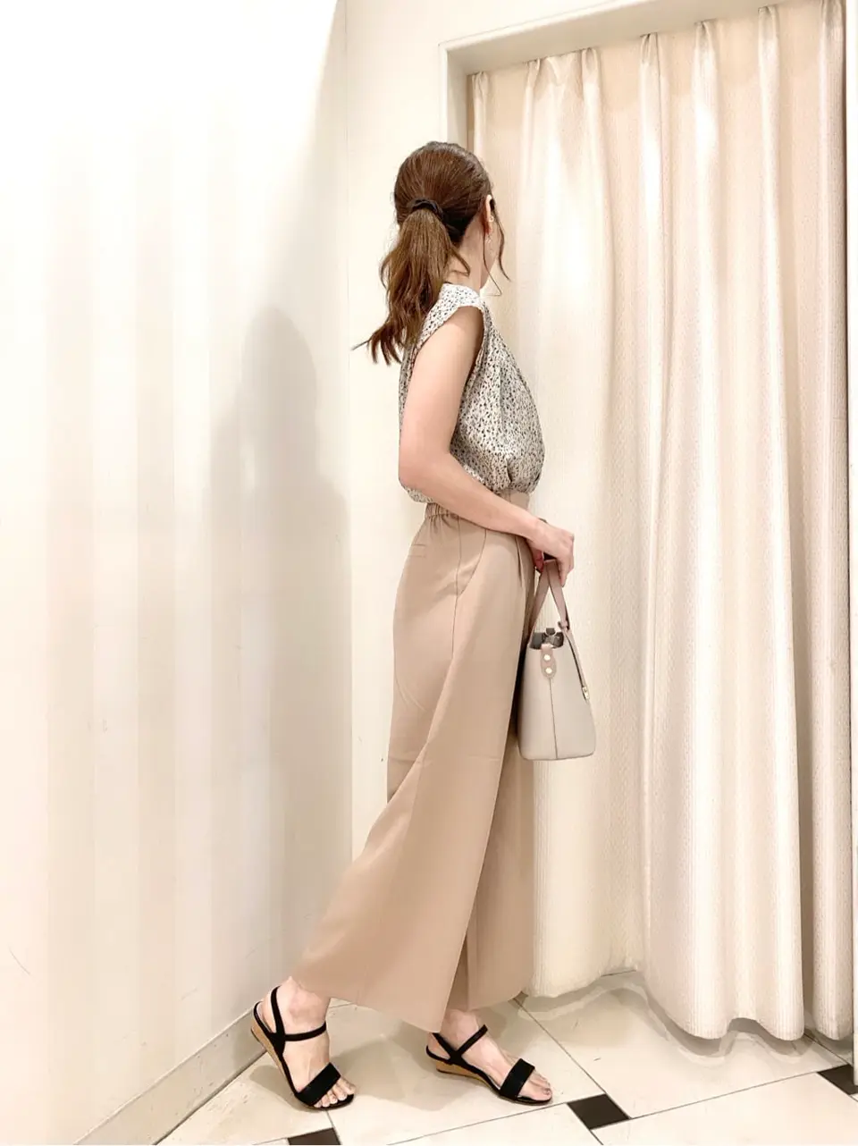 ANY SIS 金井 コーディネート画像