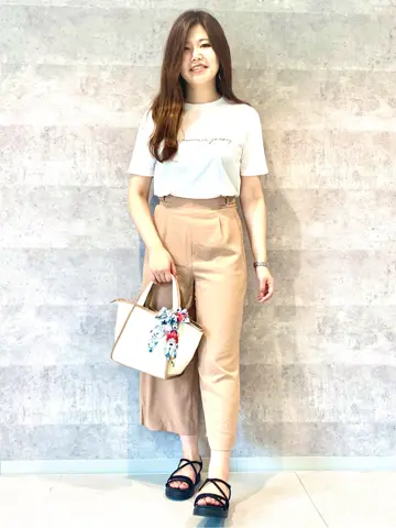 ANY SIS mami コーディネート画像