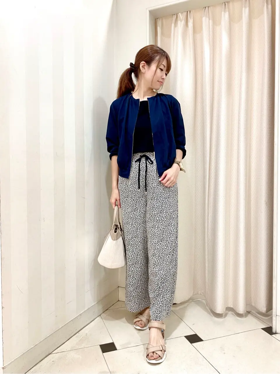 ANY SIS 金井 コーディネート画像