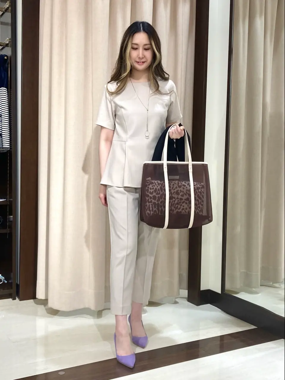 ANY SIS STAFF コーディネート画像