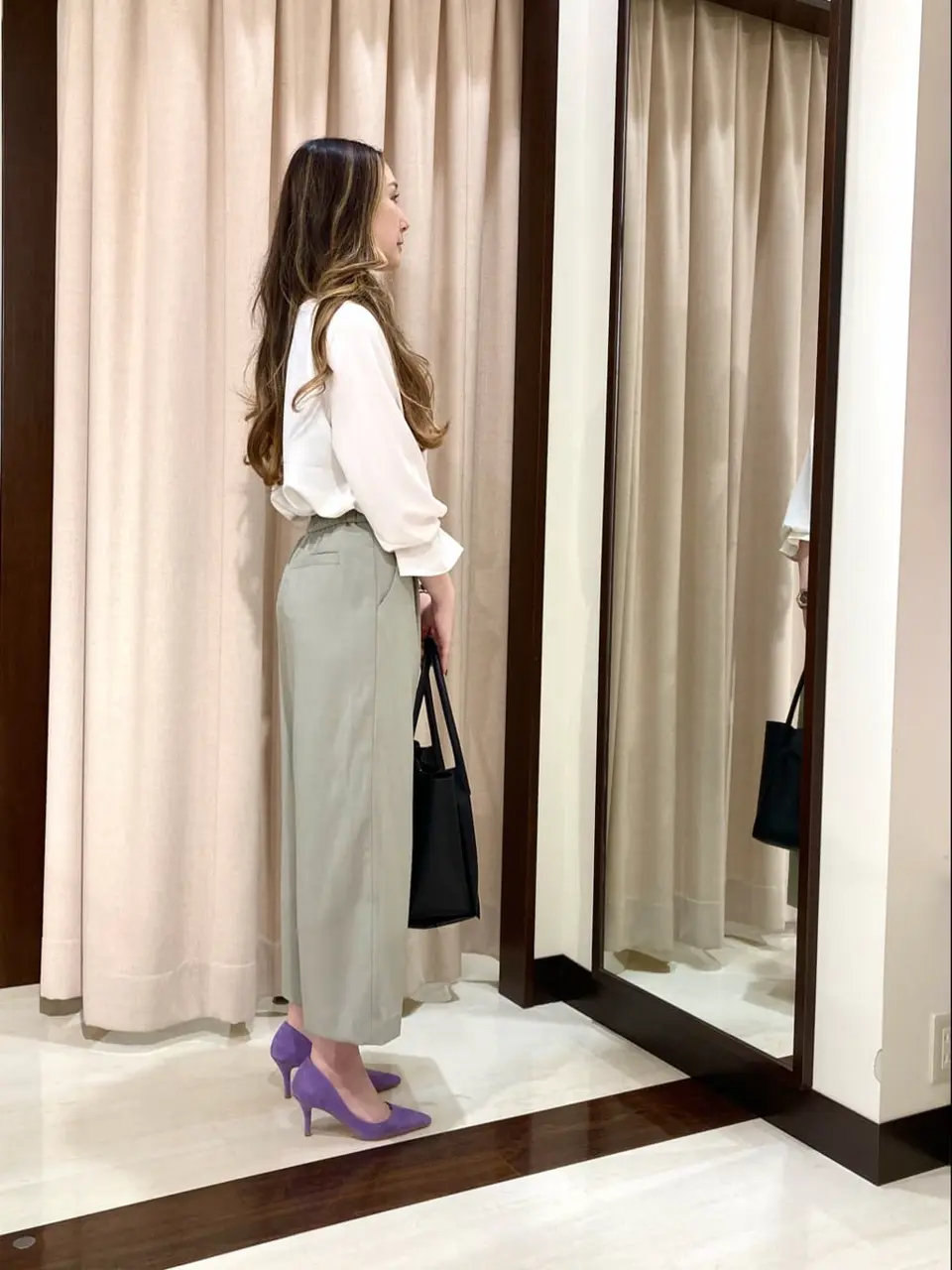 ANY SIS STAFF コーディネート画像