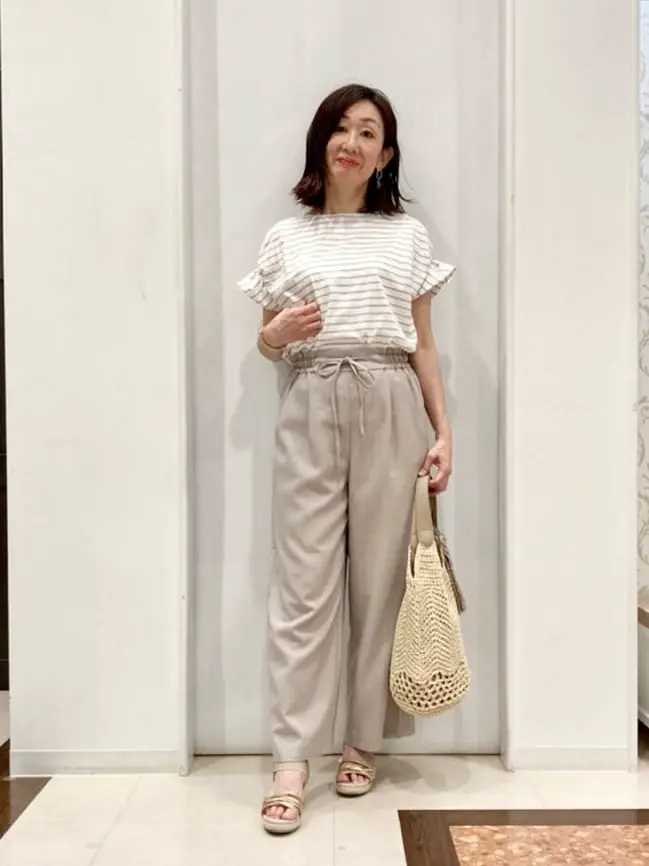 ANY SIS スタッフ コーディネート画像