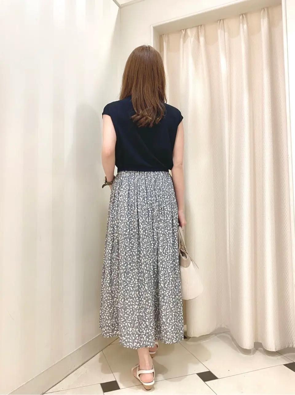 ANY SIS 金井 コーディネート画像