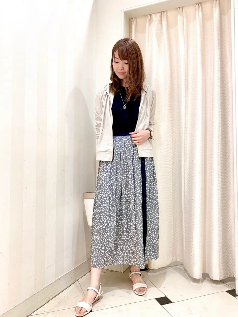 ANY SIS 金井 コーディネート画像