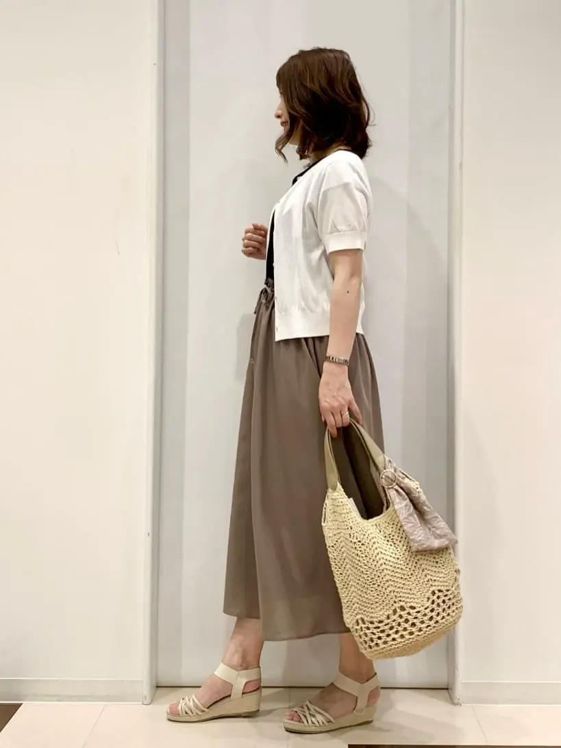 ANY SIS 横田 コーディネート画像