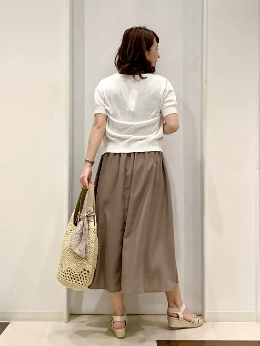 ANY SIS 横田 コーディネート画像